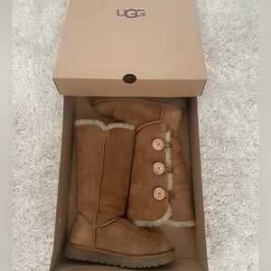 UGG Bailey button boots